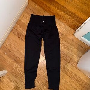 HALARA Black High-Waisted Leggings